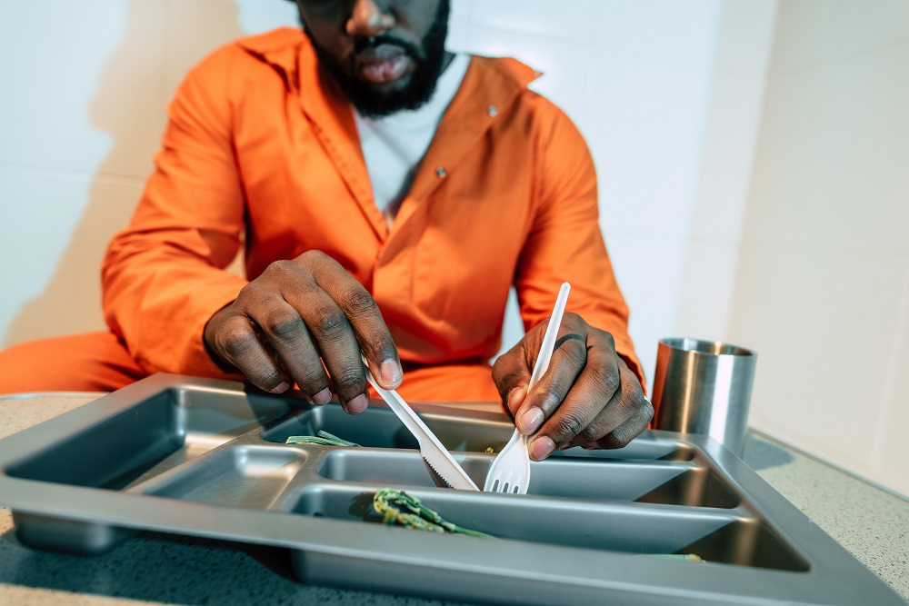 What Do You Eat In Prison – The Reality of Prison Meals